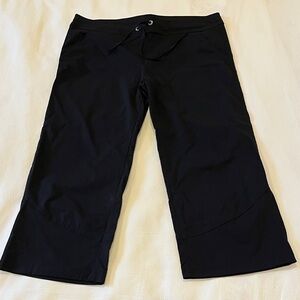 PRANA Breathe Black Cropped Pants, Size M, Excellent Pre Owned Condition